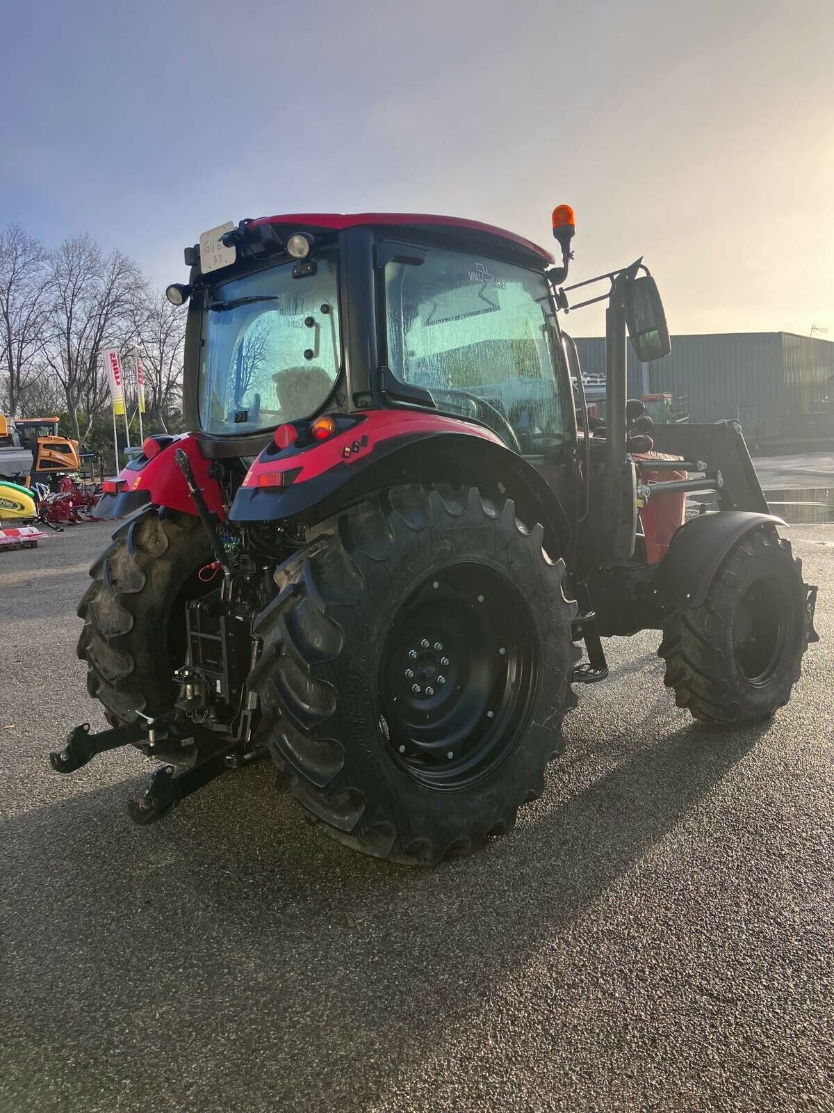 Traktor del tipo Oleo Mac TRACTEUR MCCORMICK X5.100, Gebrauchtmaschine In SAINT ANDIOL (Immagine 4)