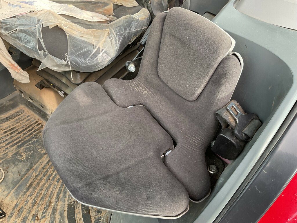 Traktor za tip Oleo Mac TRACTEUR MCCORMICK X5.100, Gebrauchtmaschine u SAINT ANDIOL (Slika 9)