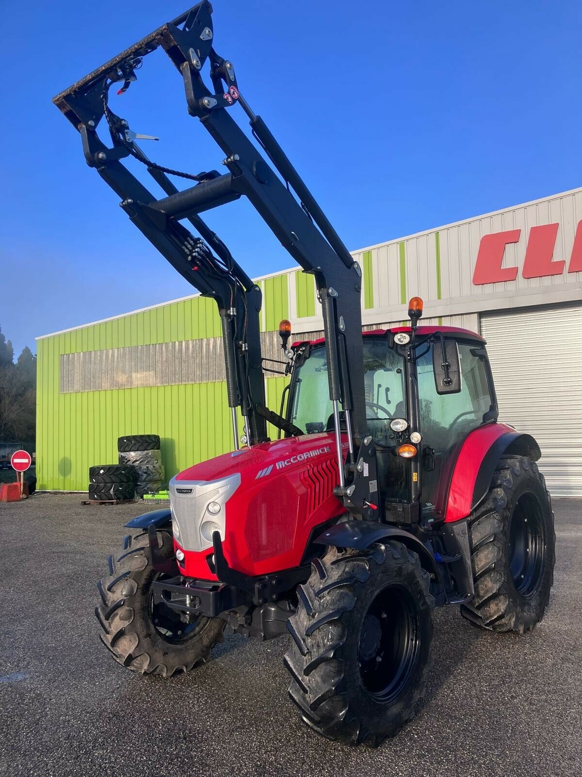 Traktor del tipo Oleo Mac TRACTEUR MCCORMICK X5.100, Gebrauchtmaschine In SAINT ANDIOL (Immagine 10)