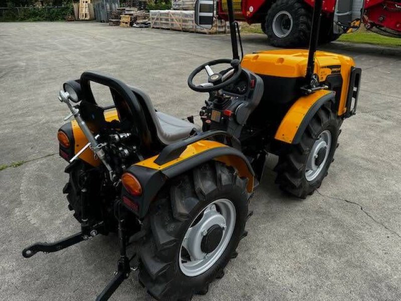 Traktor des Typs Pasquali EOS 60 AR Micro, Neumaschine in Heijningen (Bild 3)