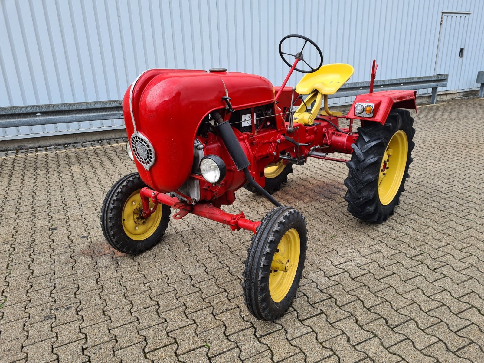 Traktor типа Porsche Allgaier A111, Gebrauchtmaschine в Bovenden (Фотография 1)