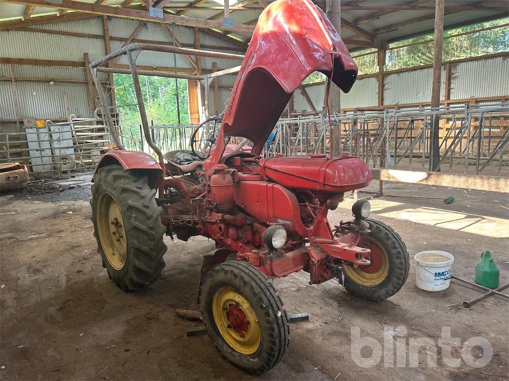 Traktor van het type Porsche 308 N, Gebrauchtmaschine in Düsseldorf (Foto 2)