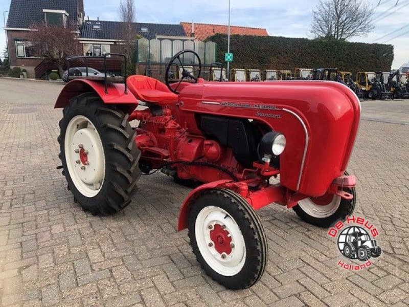 Traktor van het type Porsche Standard 218, Gebrauchtmaschine in MIJNSHEERENLAND (Foto 1)