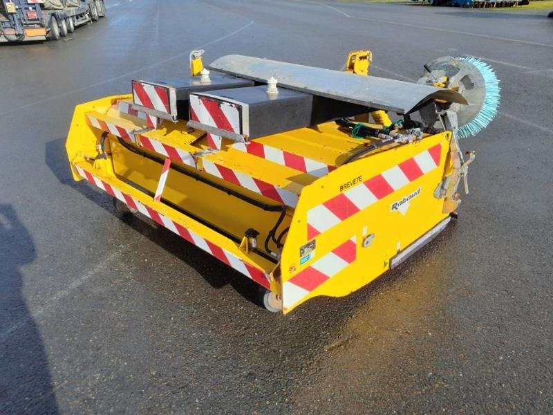 Traktor tipa Rabaud TURBONET2000A, Gebrauchtmaschine u ANTIGNY (Slika 2)