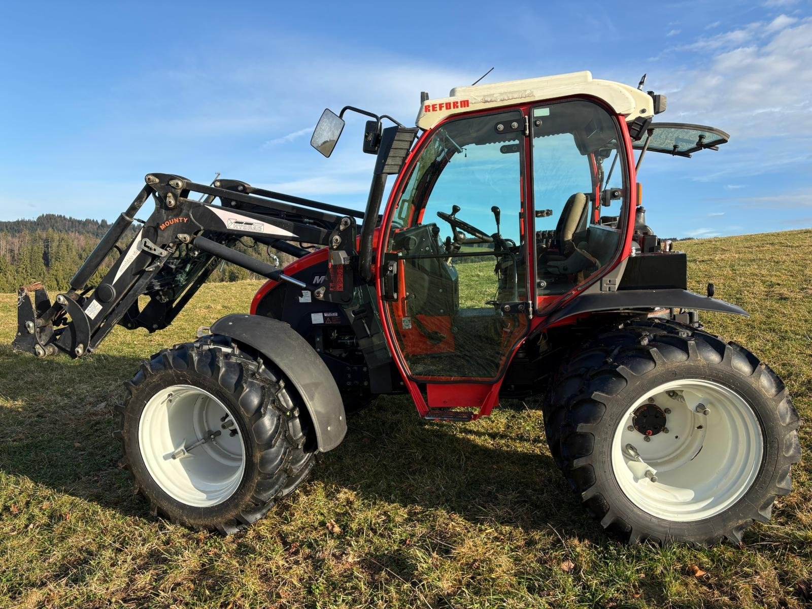 Traktor типа Reform Mounty 80 S, Gebrauchtmaschine в Donaueschingen (Фотография 5)