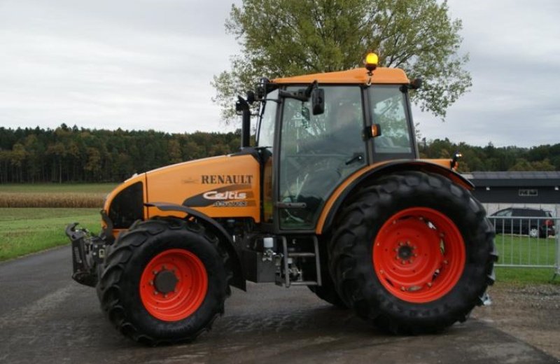 Traktor типа Renault ., Gebrauchtmaschine в Strem (Фотография 1)