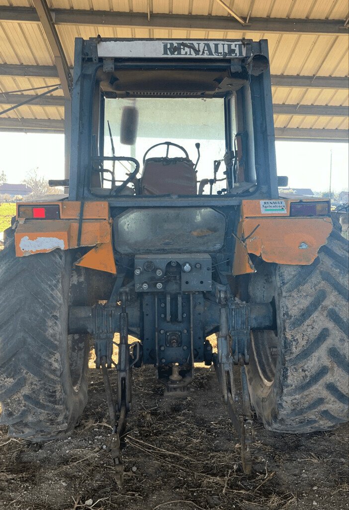 Traktor del tipo Renault 103-14, Gebrauchtmaschine en Feurs (Imagen 3)