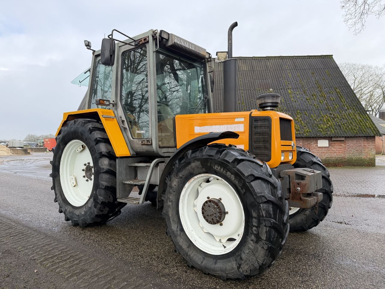 Traktor of the type Renault 103-54 TX Turbo, Gebrauchtmaschine in Rossum (Picture 2)