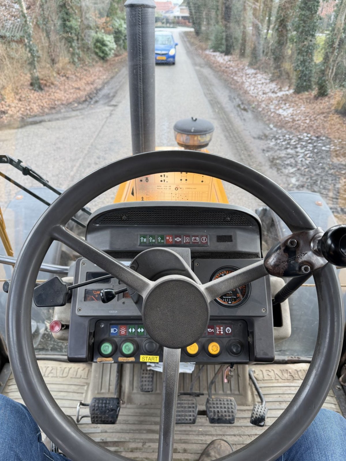 Traktor of the type Renault 103-54 TX Turbo, Gebrauchtmaschine in Rossum (Picture 11)