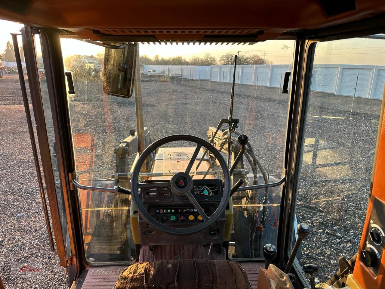 Traktor του τύπου Renault 103.14 (R 7822-A-S), Gebrauchtmaschine σε Steinheim (Φωτογραφία 16)