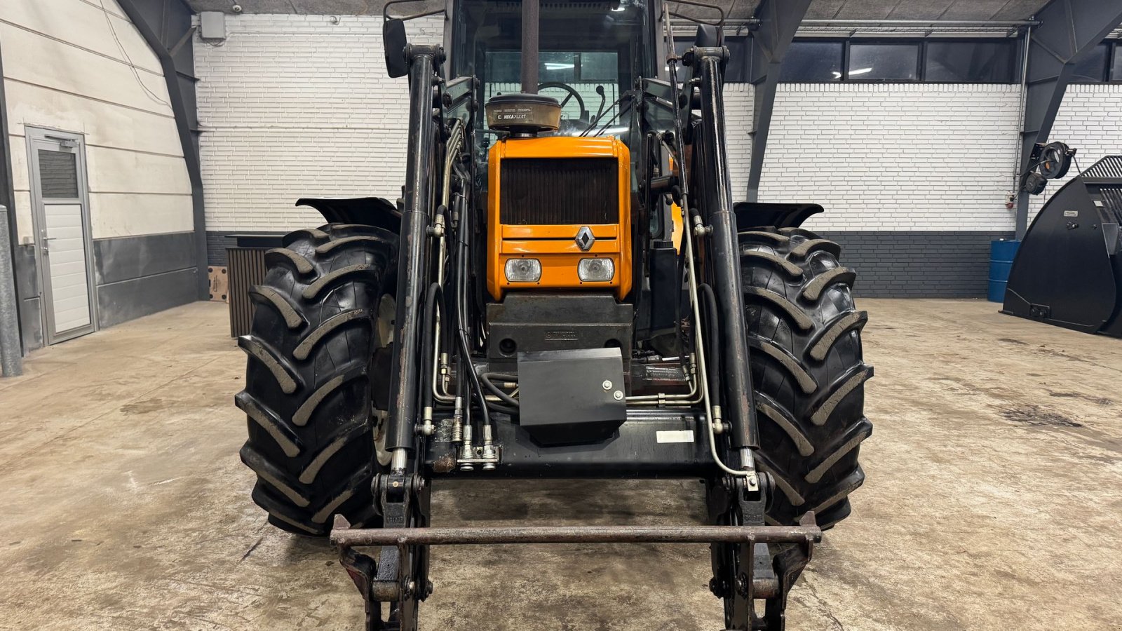 Traktor typu Renault 106-54 106-54, Gebrauchtmaschine w Haderup (Zdjęcie 15)
