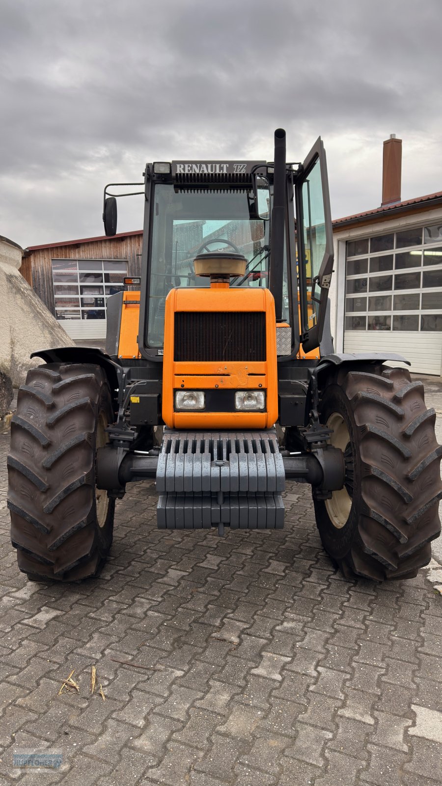 Traktor tipa Renault 120.54 TZ, Gebrauchtmaschine u Vilshofen (Slika 2)