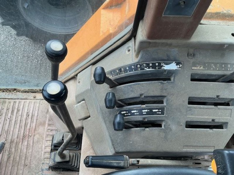 Traktor του τύπου Renault 133-14, Gebrauchtmaschine σε les hayons (Φωτογραφία 7)