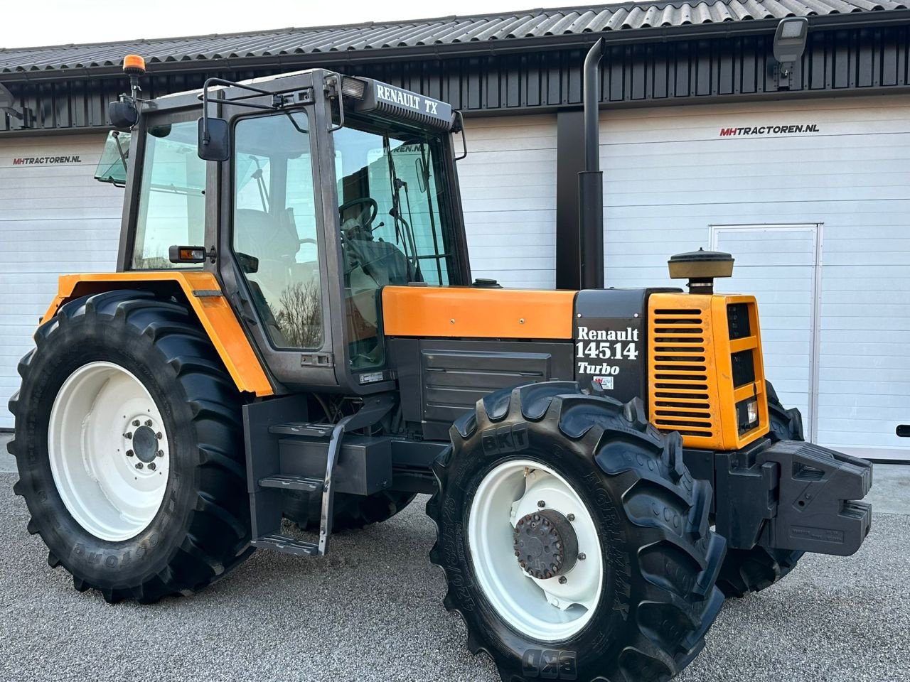 Traktor des Typs Renault 145-14, Gebrauchtmaschine in Linde (dr) (Bild 5)