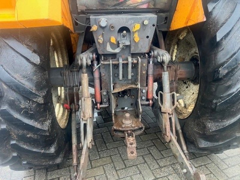 Traktor des Typs Renault 145.14, Gebrauchtmaschine in Lunteren (Bild 7)