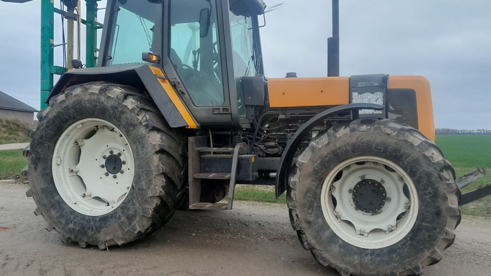 Traktor des Typs Renault 155-54 TX  155-54 TX, Gebrauchtmaschine in Skive (Bild 3)