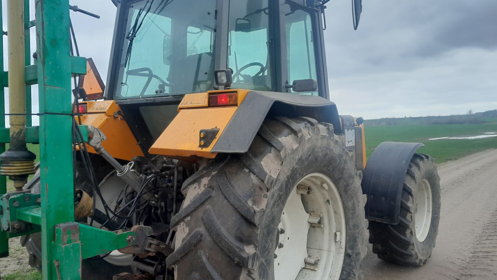 Traktor des Typs Renault 155-54 TX  155-54 TX, Gebrauchtmaschine in Skive (Bild 4)