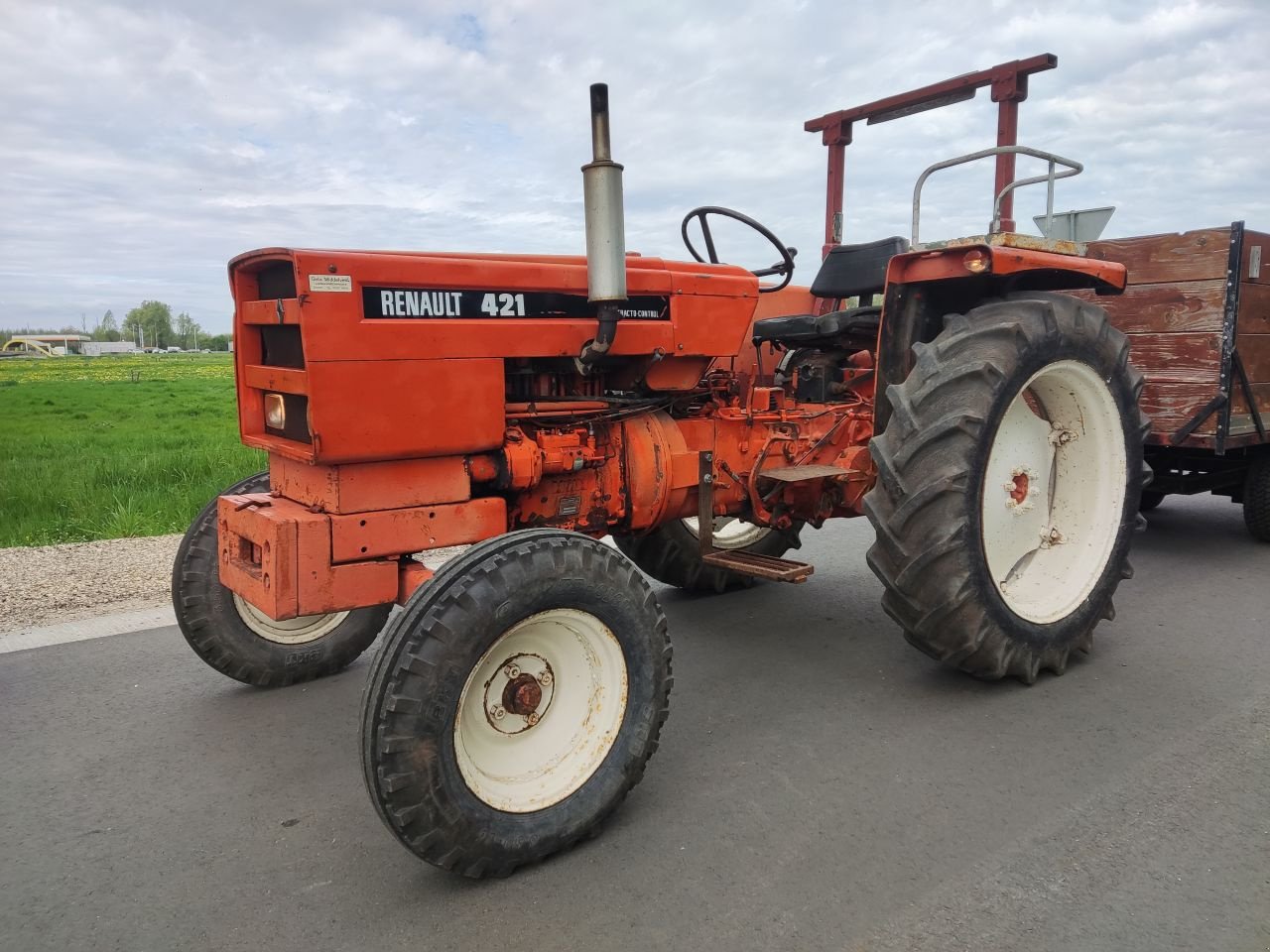 Traktor typu Renault 421, Gebrauchtmaschine v Klarenbeek (Obrázok 2)