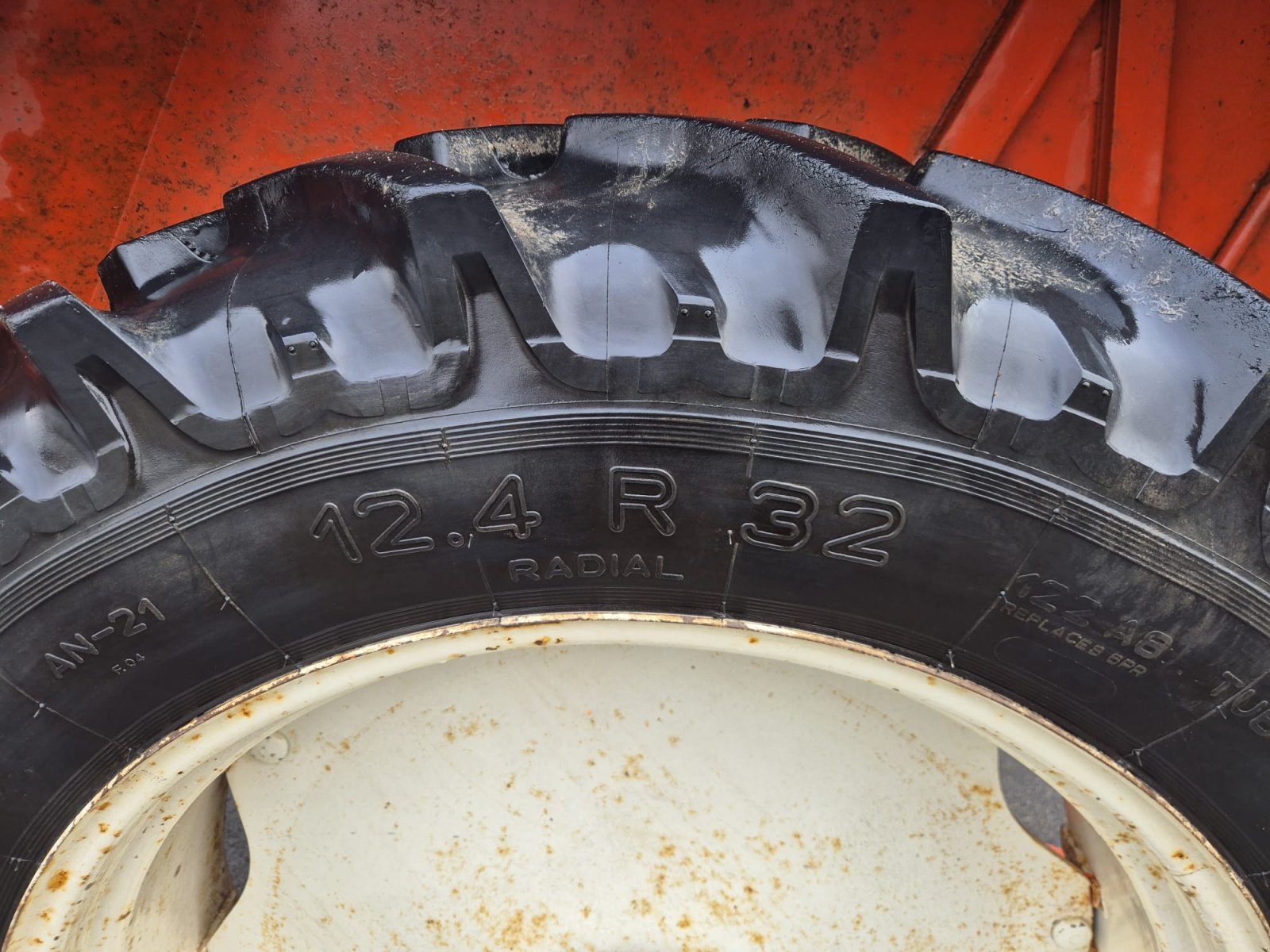 Traktor des Typs Renault 461, Gebrauchtmaschine in Ingolstadt (Bild 3)