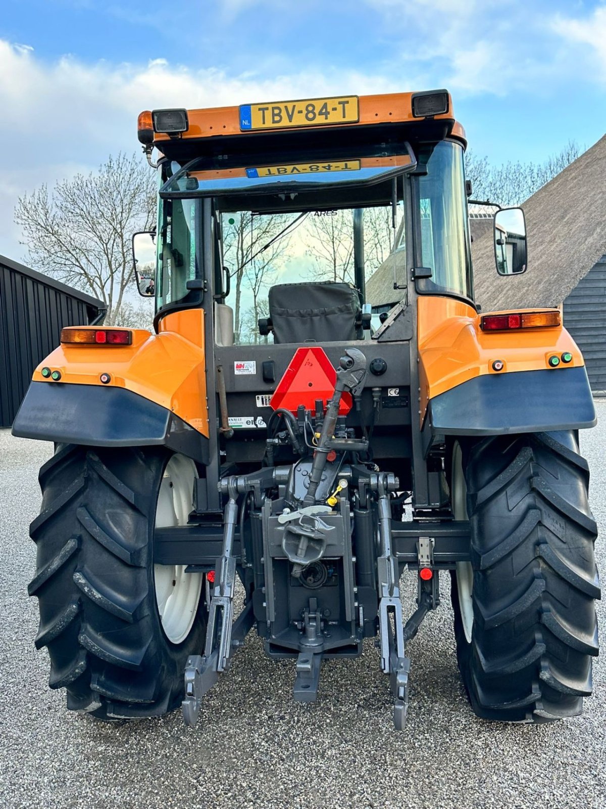 Traktor of the type Renault 540, Gebrauchtmaschine in Linde (dr) (Picture 3)