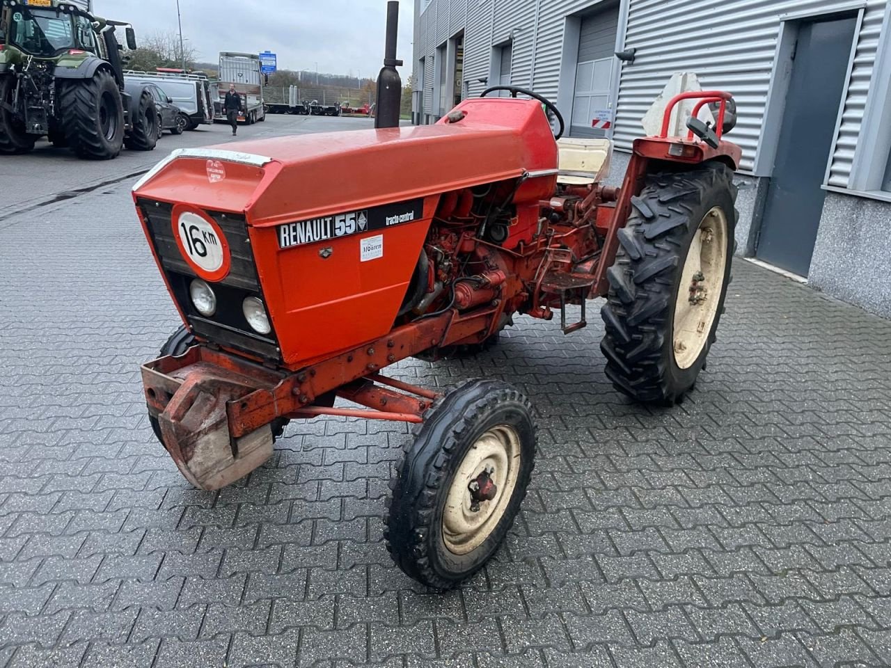 Traktor des Typs Renault 55, Gebrauchtmaschine in Roermond (Bild 3)
