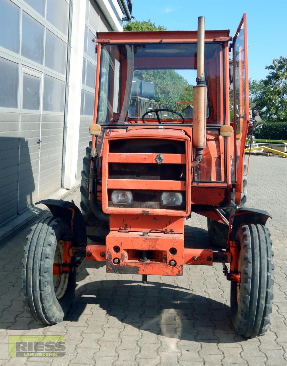 Traktor del tipo Renault 551 Kabine, Gebrauchtmaschine In Homberg (Ohm) - Maulbach (Immagine 17)