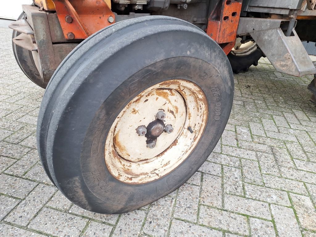 Traktor typu Renault 551, Gebrauchtmaschine v MARIENHEEM (Obrázek 5)