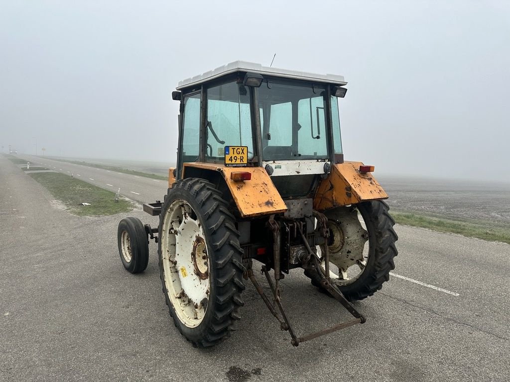 Traktor van het type Renault 551S, Gebrauchtmaschine in Callantsoog (Foto 10)