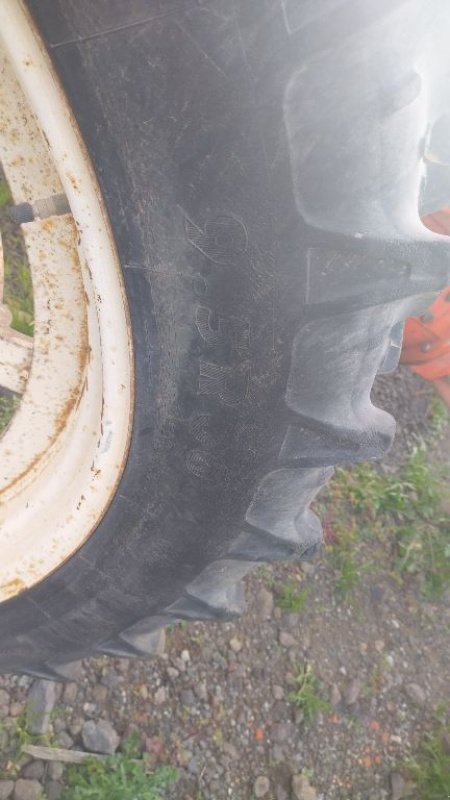 Traktor typu Renault 56, Gebrauchtmaschine v ENNEZAT (Obrázek 5)