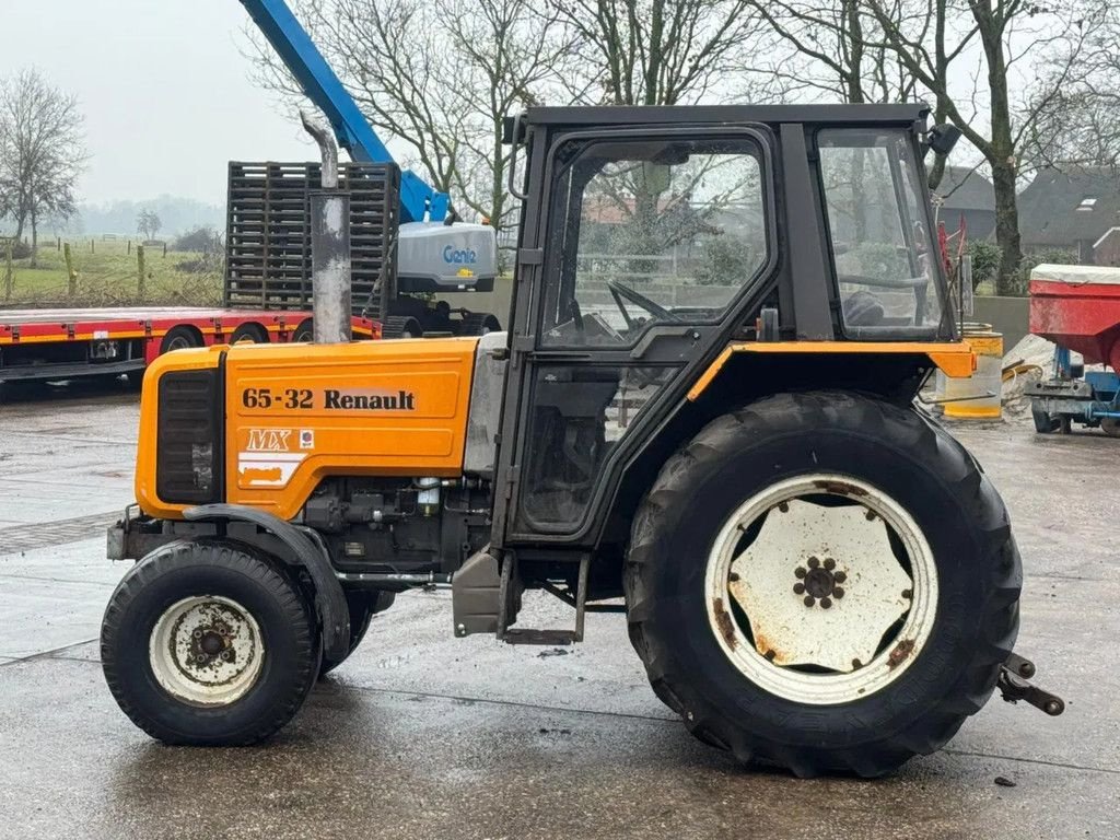 Traktor от тип Renault 65 32 MX Trekker, Gebrauchtmaschine в Ruinerwold (Снимка 8)