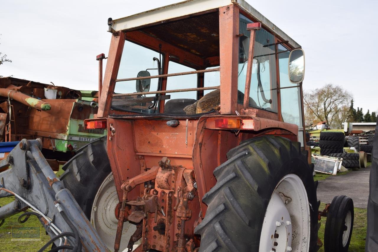 Traktor des Typs Renault 651, Gebrauchtmaschine in Oyten (Bild 5)