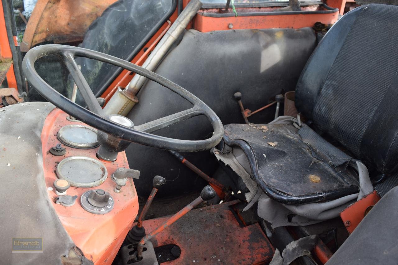 Traktor des Typs Renault 651, Gebrauchtmaschine in Oyten (Bild 8)