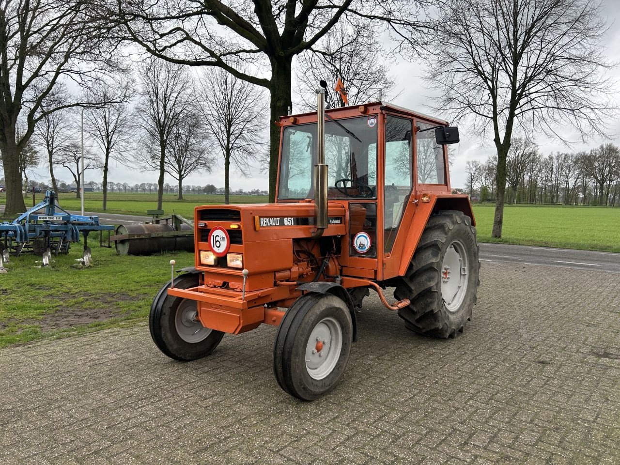 Traktor tip Renault 651, Gebrauchtmaschine in Staphorst (Poză 1)