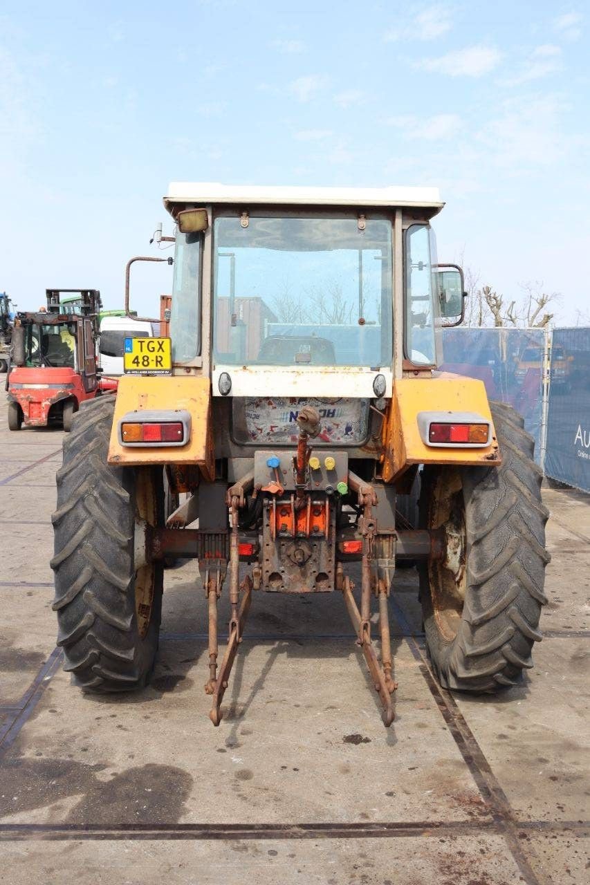 Traktor του τύπου Renault 651S, Gebrauchtmaschine σε Antwerpen (Φωτογραφία 5)