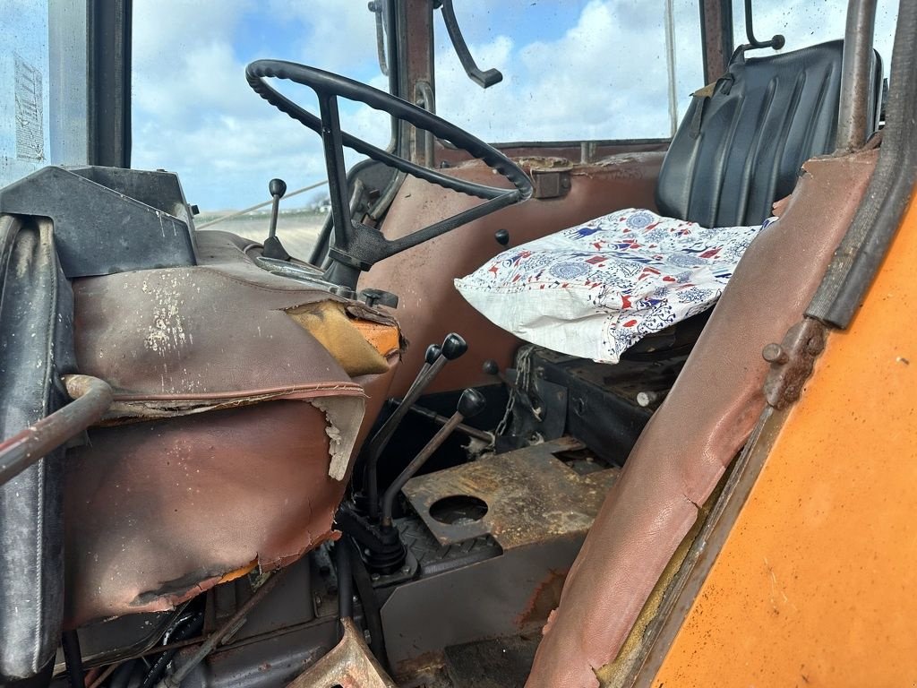 Traktor van het type Renault 651S, Gebrauchtmaschine in Callantsoog (Foto 4)