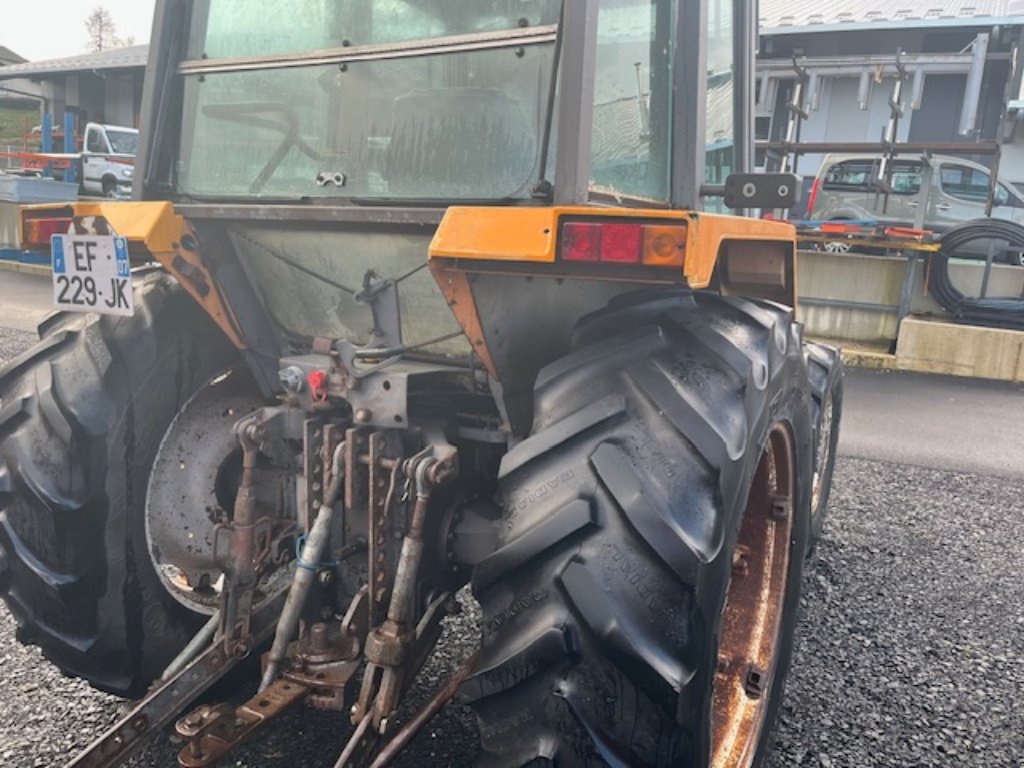 Traktor des Typs Renault 75 14 TS, Gebrauchtmaschine in VERNOUX EN VIVARAIS (Bild 4)