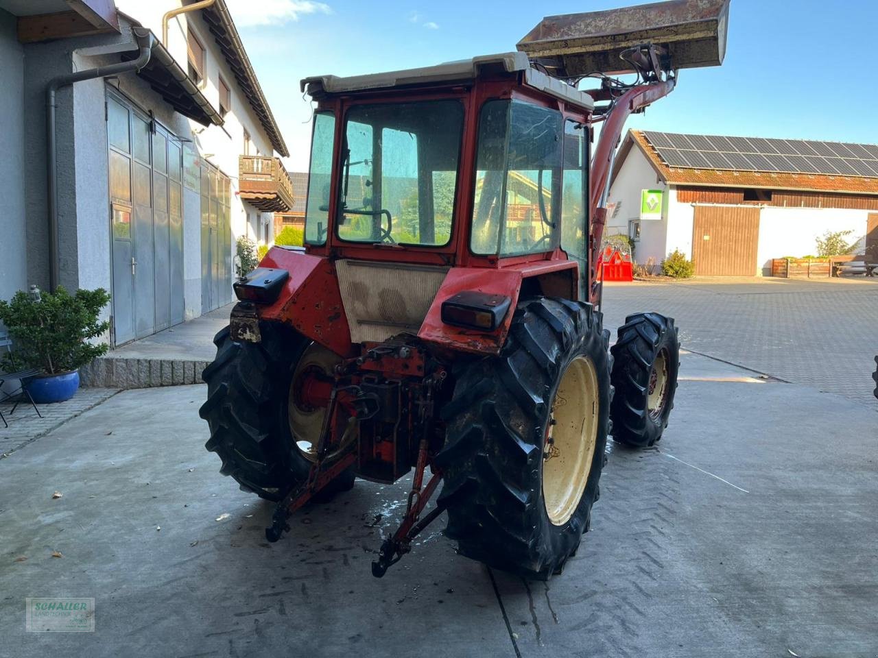 Traktor типа Renault 751-4, Frontlader, Kabine, Allrad, Schneeräumtraktor Winterdienst, Gebrauchtmaschine в Geiselhöring (Фотография 4)