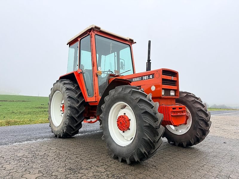 Traktor типа Renault 781-4, Gebrauchtmaschine в Steinau  (Фотография 1)