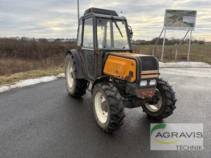 Traktor des Typs Renault 80-14 TX, Gebrauchtmaschine in Grimma (Bild 2)