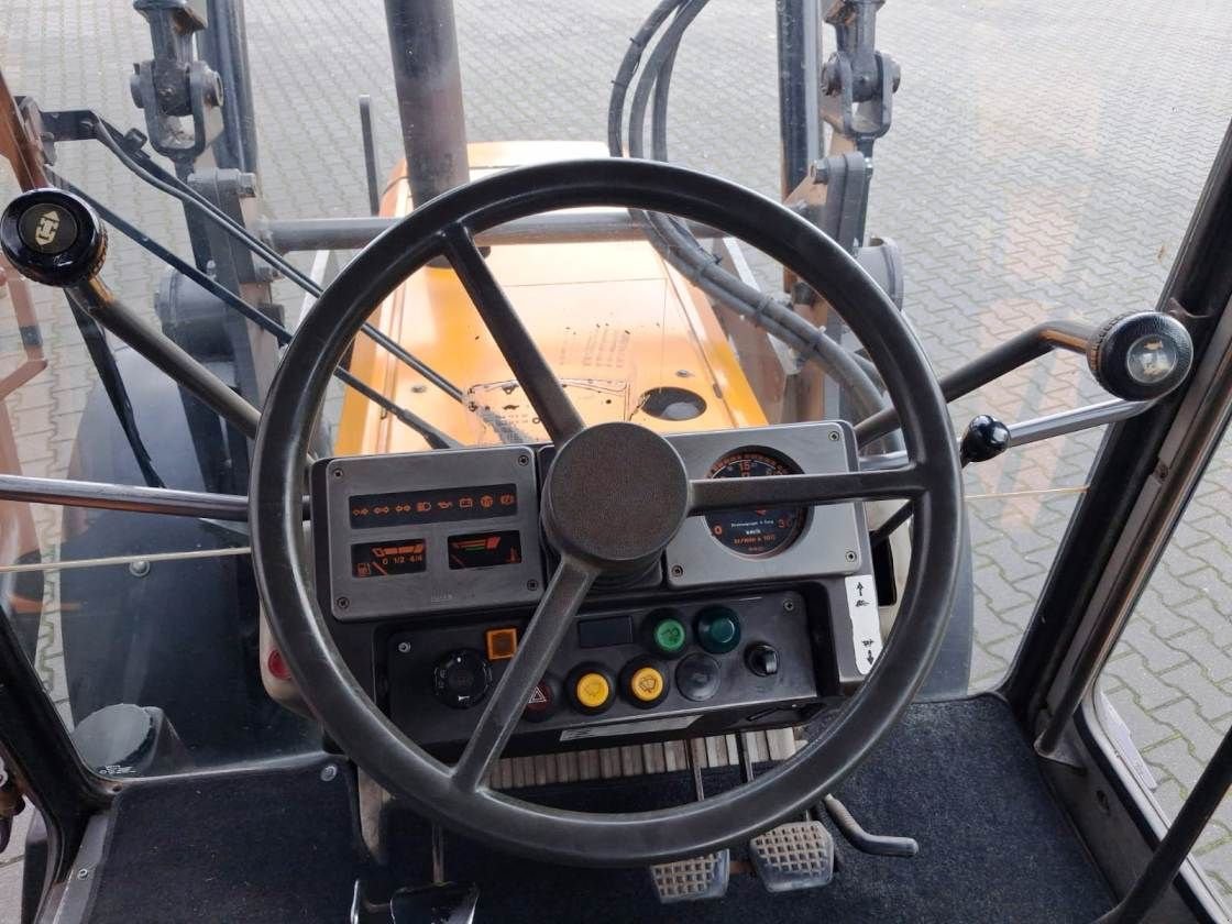 Traktor Türe ait Renault 85-14TX, Gebrauchtmaschine içinde Boxtel (resim 9)
