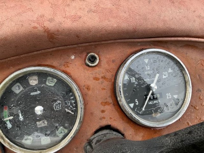 Traktor типа Renault 851S, Gebrauchtmaschine в les hayons (Фотография 5)