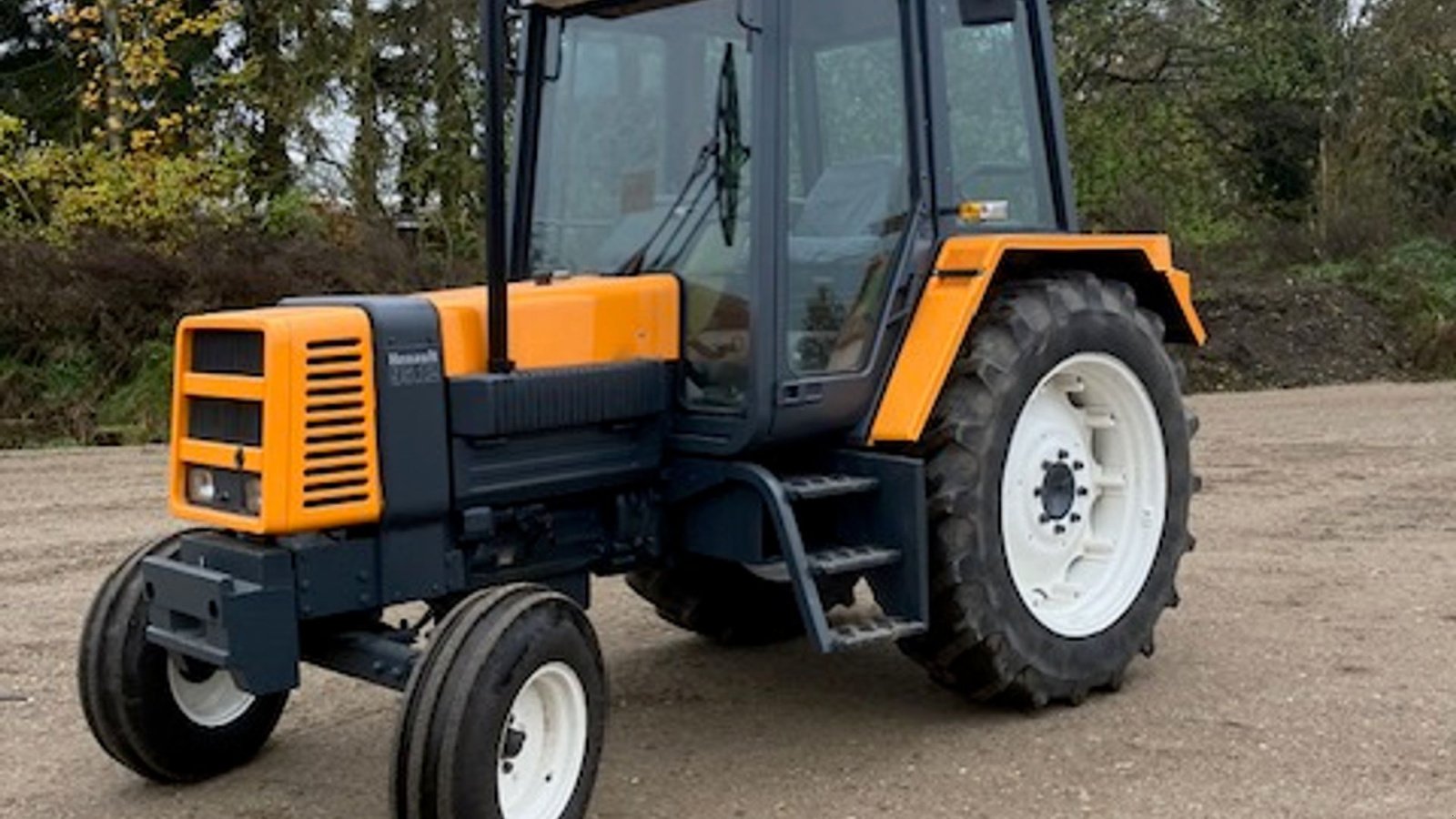 Traktor типа Renault 95-12 TX, 2 WD, Gebrauchtmaschine в Odense SV (Фотография 1)