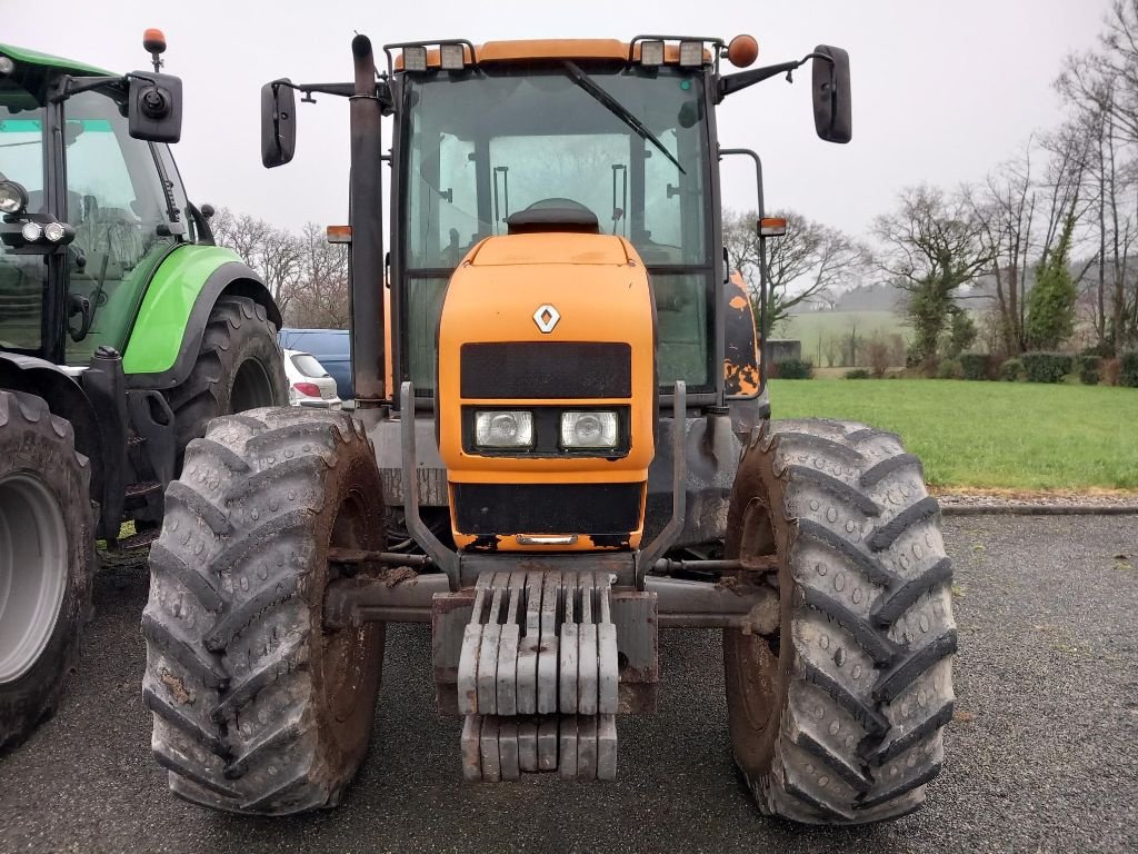 Traktor Türe ait Renault Arès 630 RZ, Gebrauchtmaschine içinde BRECE (resim 2)