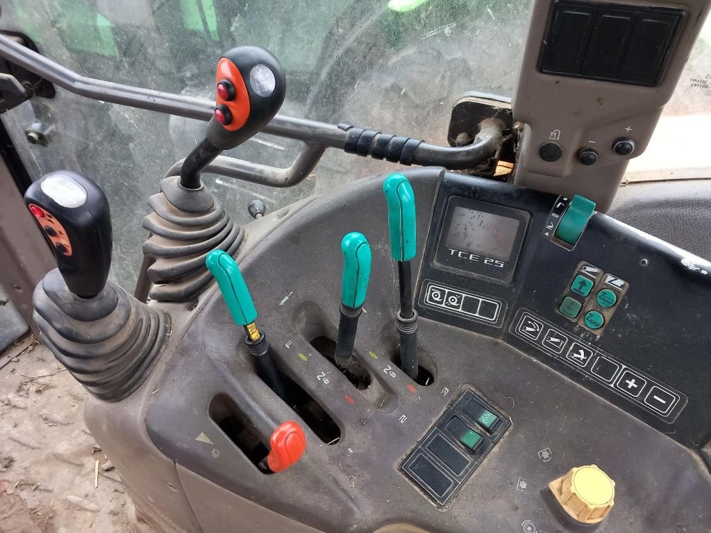 Traktor от тип Renault Arès 696 RZ, Gebrauchtmaschine в BRECE (Снимка 7)