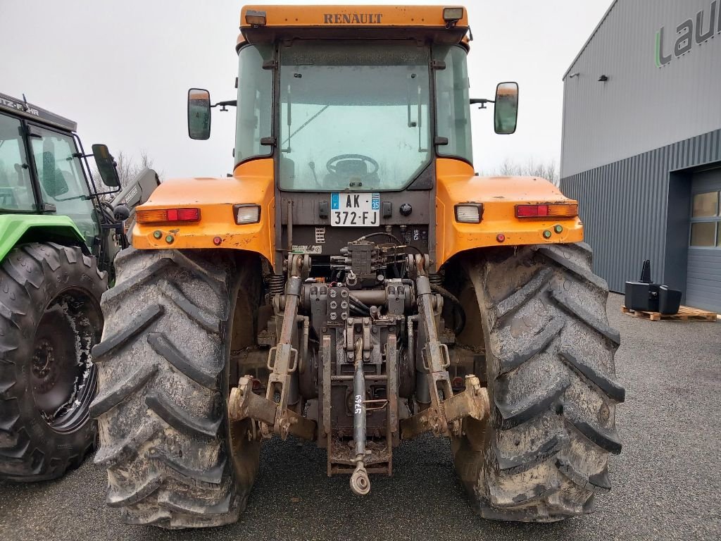 Traktor typu Renault Arès 725 RZ, Gebrauchtmaschine v BRECE (Obrázek 5)
