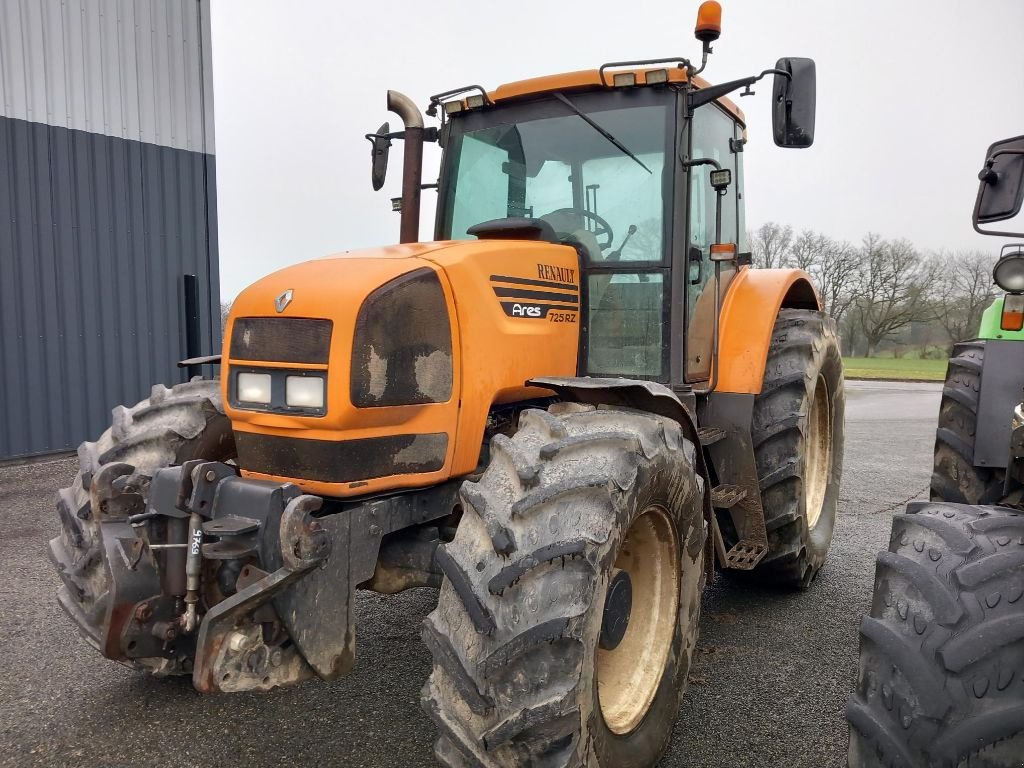 Traktor typu Renault Arès 725 RZ, Gebrauchtmaschine v BRECE (Obrázek 4)
