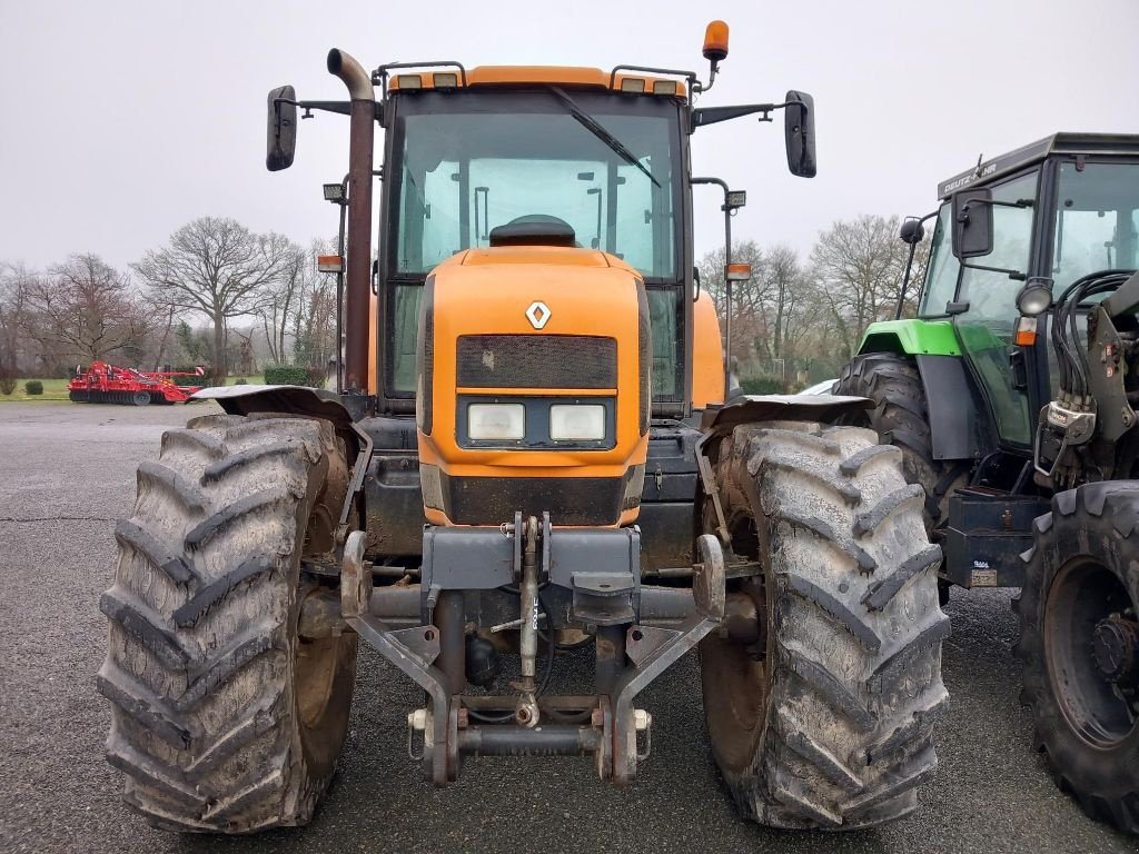 Traktor typu Renault Arès 725 RZ, Gebrauchtmaschine v BRECE (Obrázek 3)