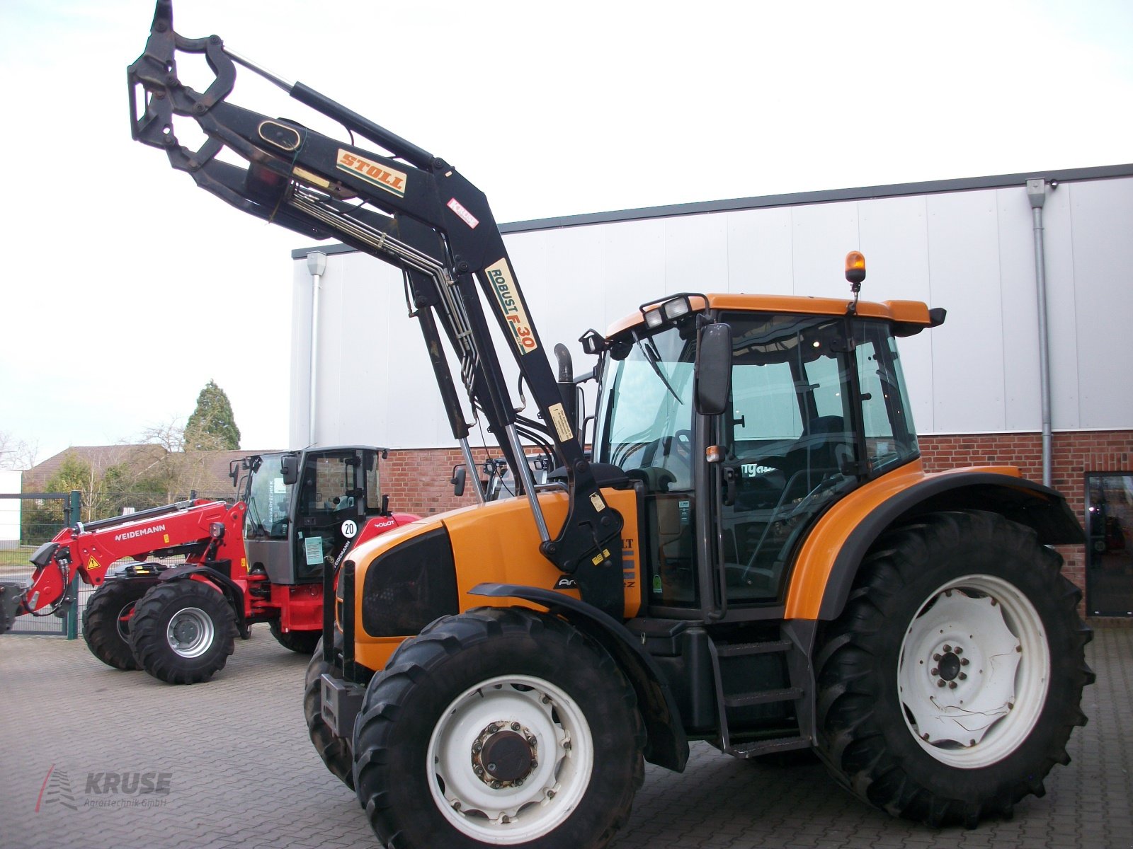 Traktor типа Renault Ares 550 RZ, Gebrauchtmaschine в Fürstenau (Фотография 4)