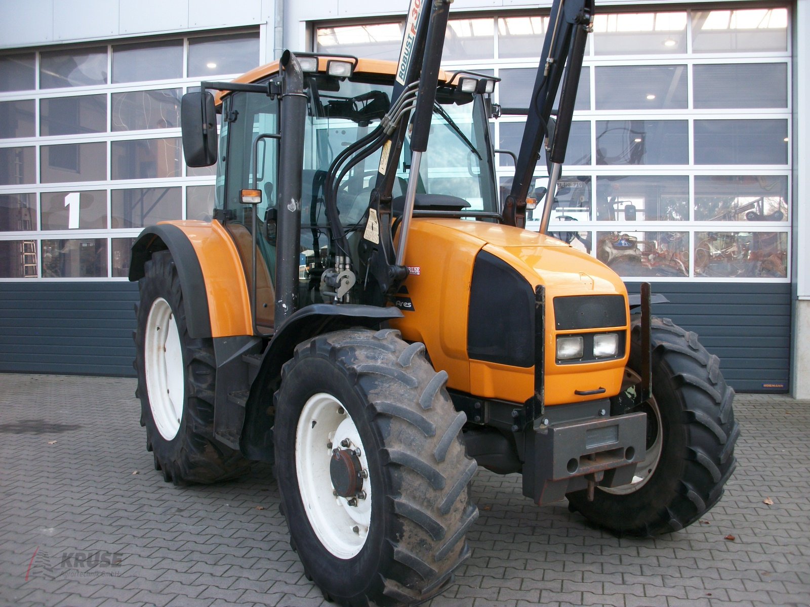 Traktor типа Renault Ares 550 RZ, Gebrauchtmaschine в Fürstenau (Фотография 5)