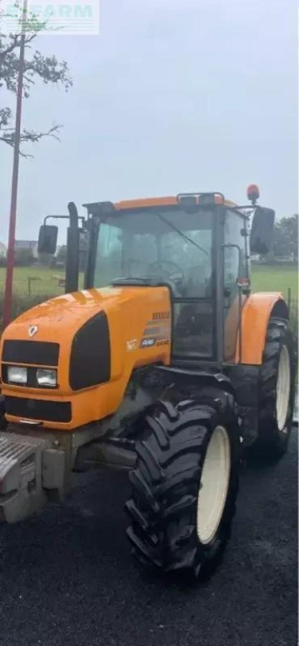 Traktor типа Renault ares 610 rz, Gebrauchtmaschine в SAINTE-GENEVIÈVE-SUR-ARGENCE (Фотография 2)